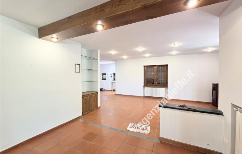 Villa singola in vendita a Massa