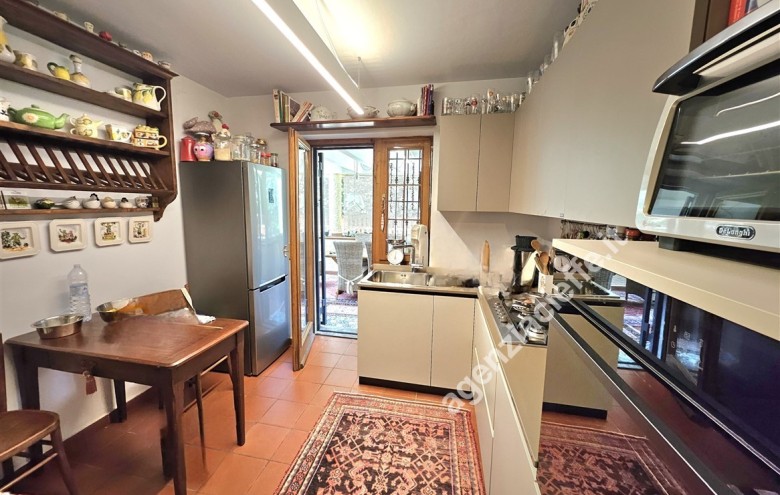 Villa singola in vendita a Massa