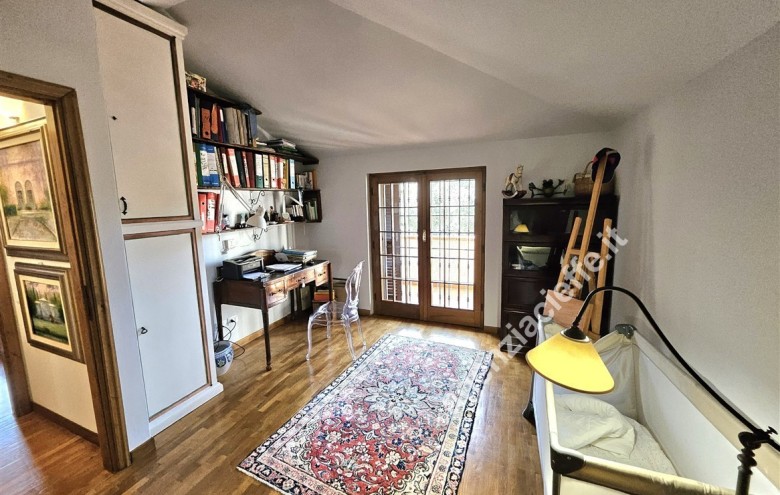 Villa singola in vendita a Massa