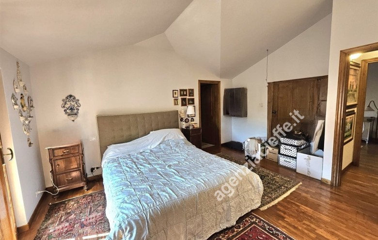 Villa singola in vendita a Massa