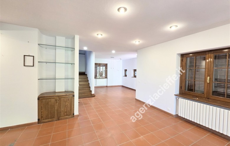 Villa singola in vendita a Massa