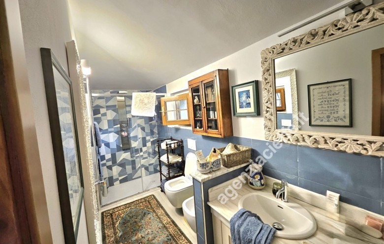 Villa singola in vendita a Massa