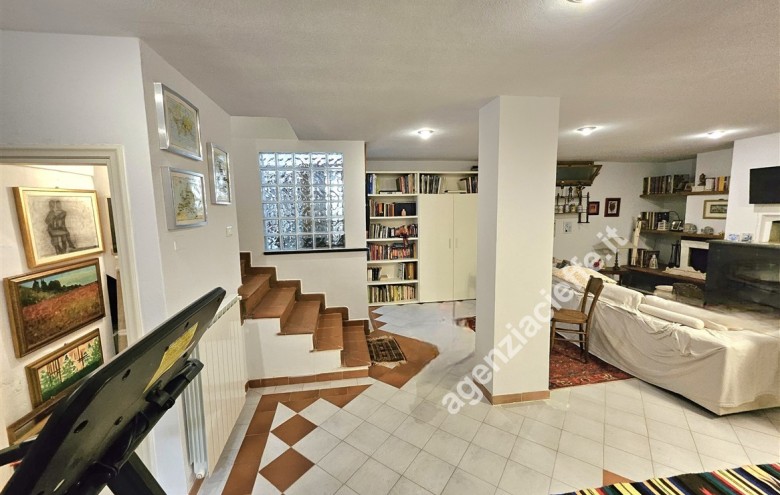 Villa singola in vendita a Massa