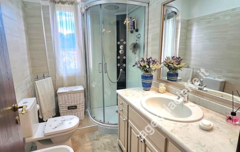 Attico in vendita a Massa