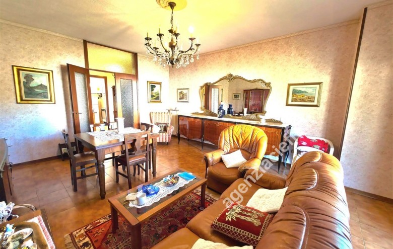 Appartamento in vendita a Massa