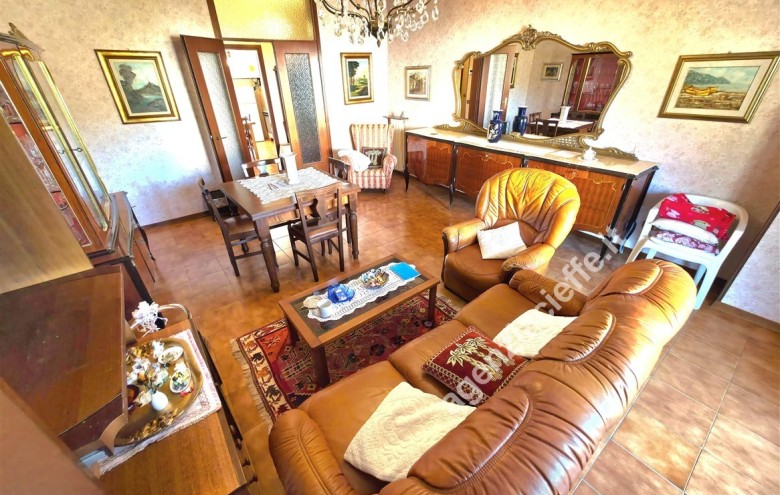 Appartamento in vendita a Massa