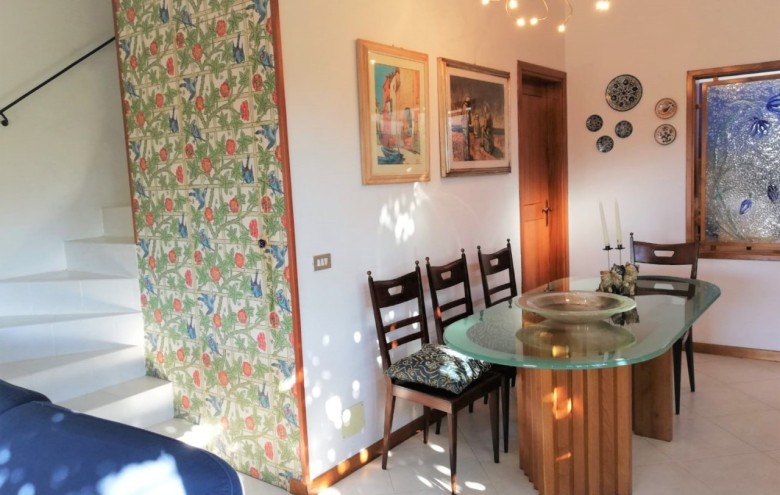 Bifamiliare in affitto a Pietrasanta