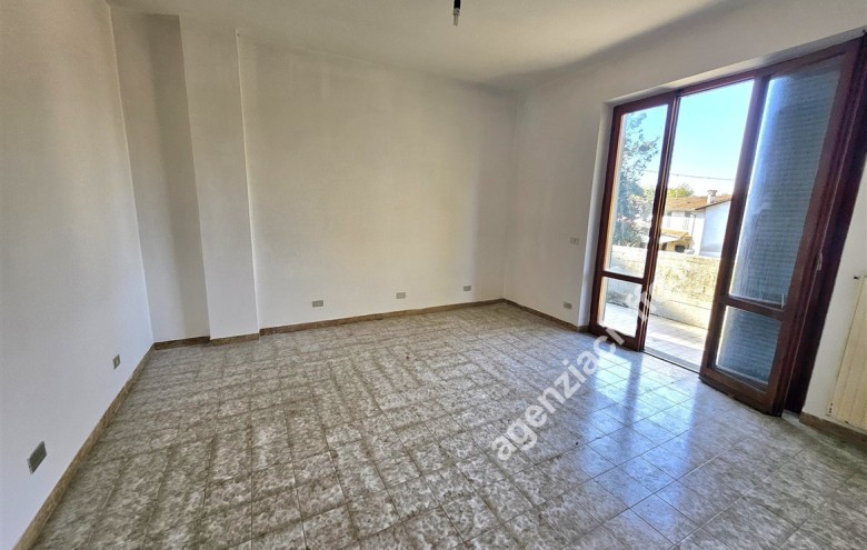 Bifamiliare in vendita a Massa