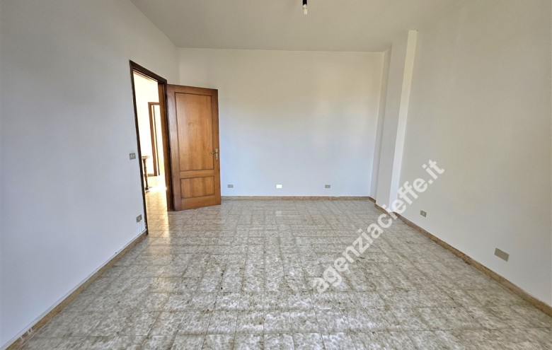 Bifamiliare in vendita a Massa