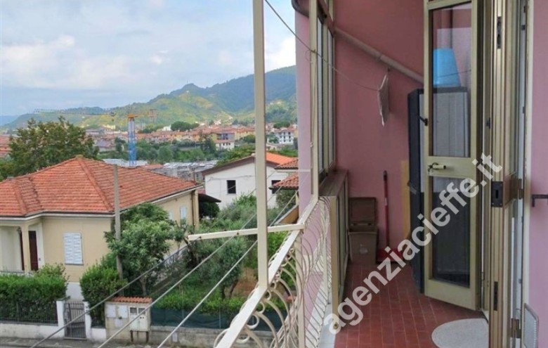 Appartamento in vendita a Massa