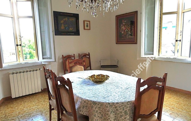 Appartamento in vendita a Massa