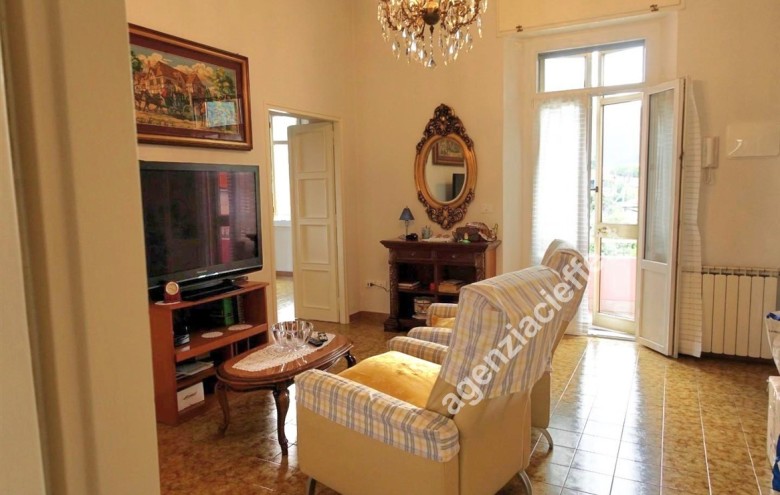 Appartamento in vendita a Massa