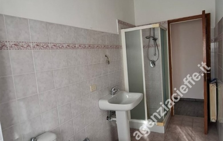 Appartamento in vendita a Massa