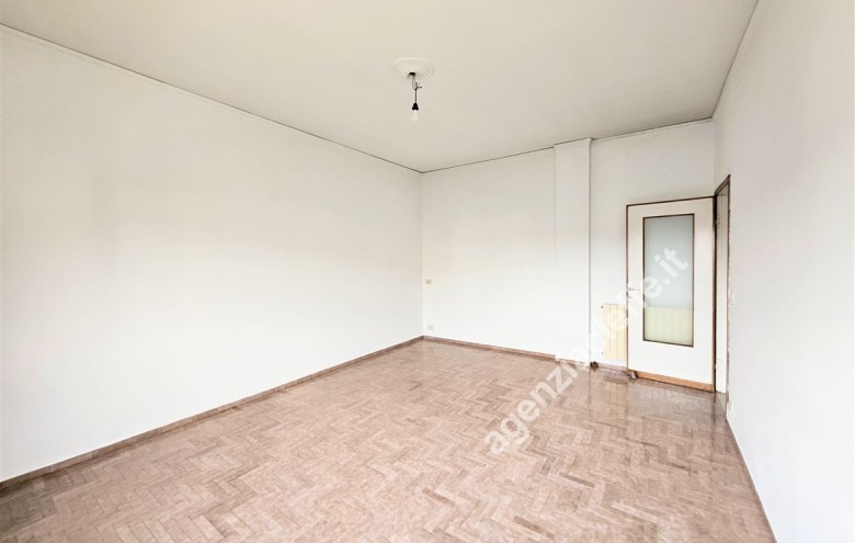 Appartamento in vendita a Massa