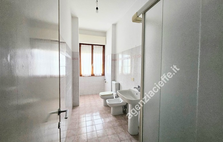 Appartamento in vendita a Massa