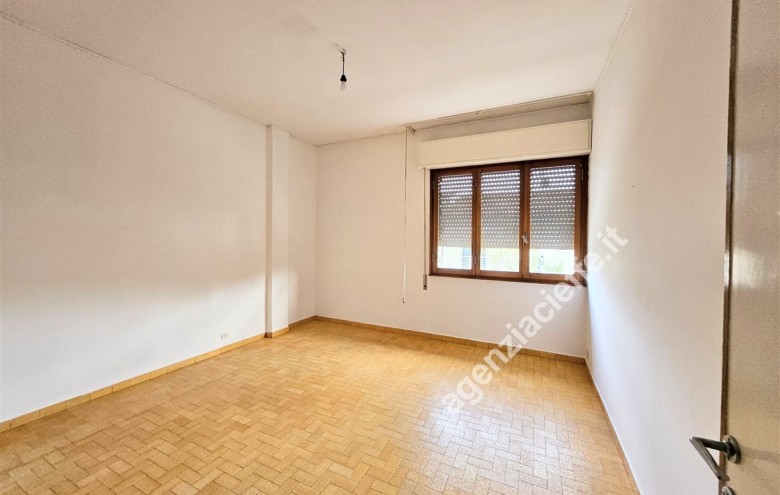 Appartamento in vendita a Massa