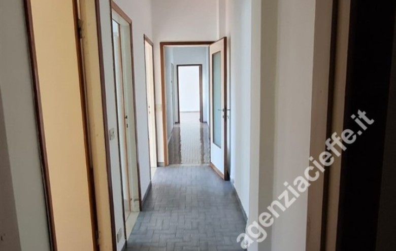 Appartamento in vendita a Massa