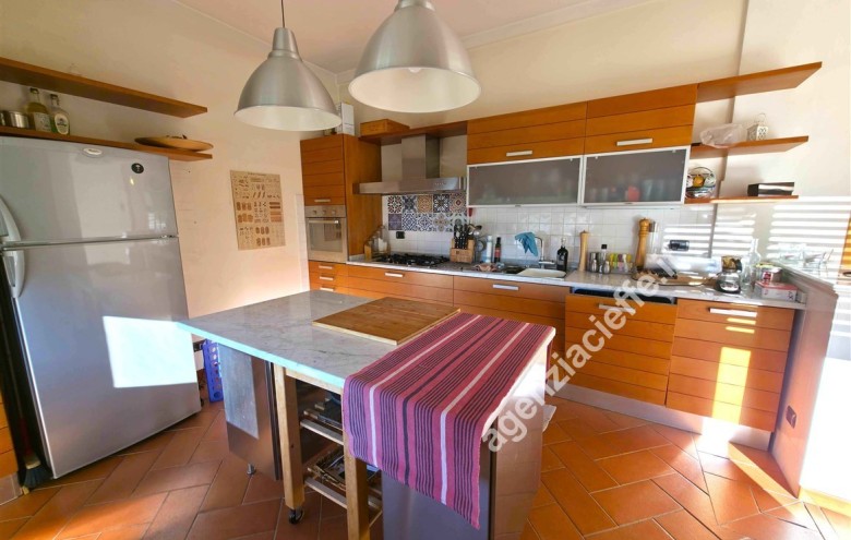 Appartamento in vendita a Massa