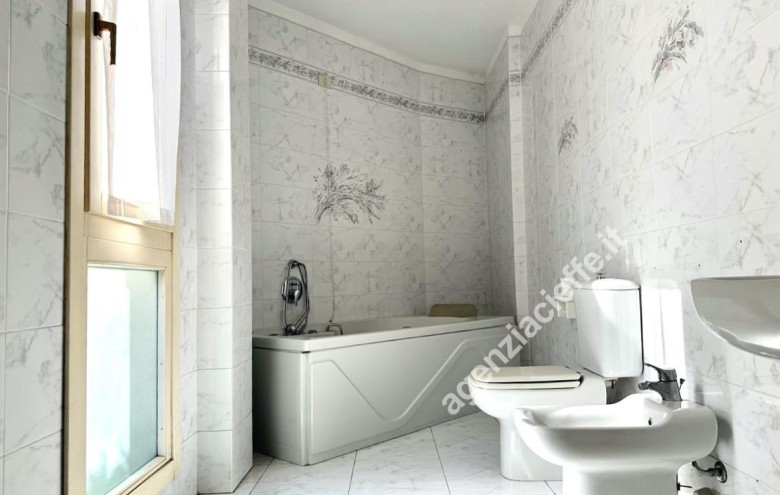 Appartamento in vendita a Massa