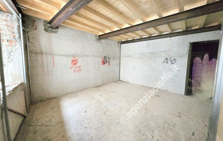 Appartamento in vendita a Massa