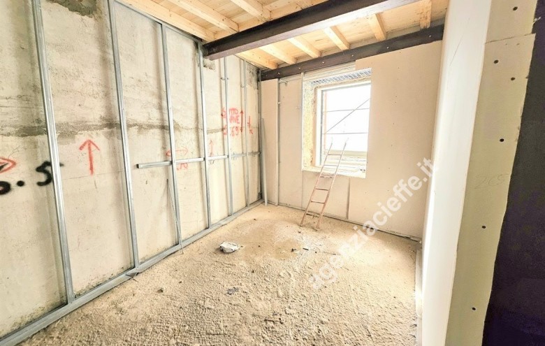 Appartamento in vendita a Massa