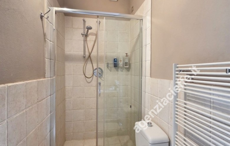 Villa singola in vendita a Massa