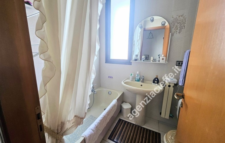 Villetta a schiera in vendita a Massa