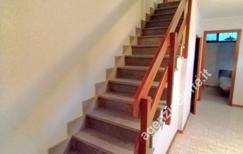 Villetta a schiera in vendita a Massa