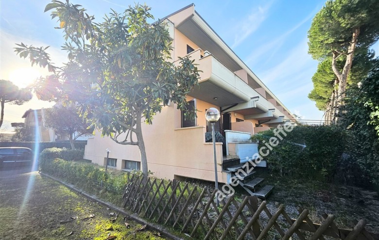 Villetta a schiera in vendita a Massa