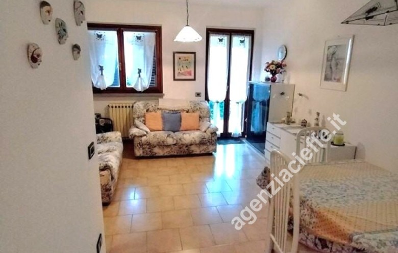 Villetta a schiera in vendita a Massa