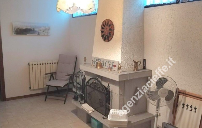 Villetta a schiera in vendita a Massa