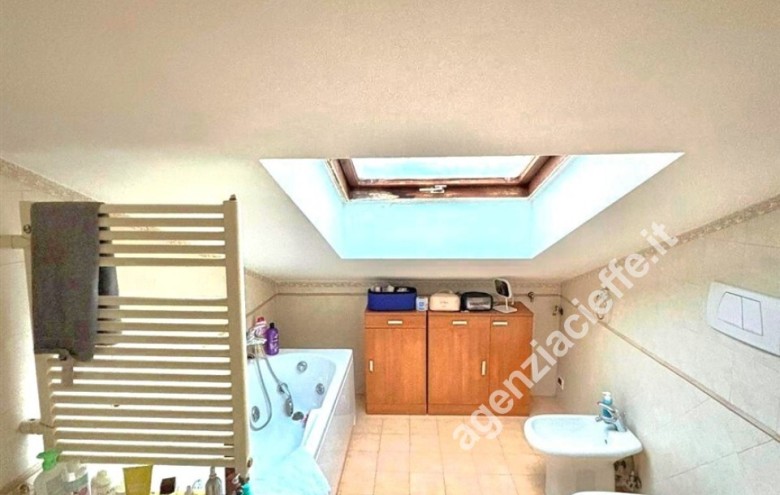 Appartamento in vendita a Massa