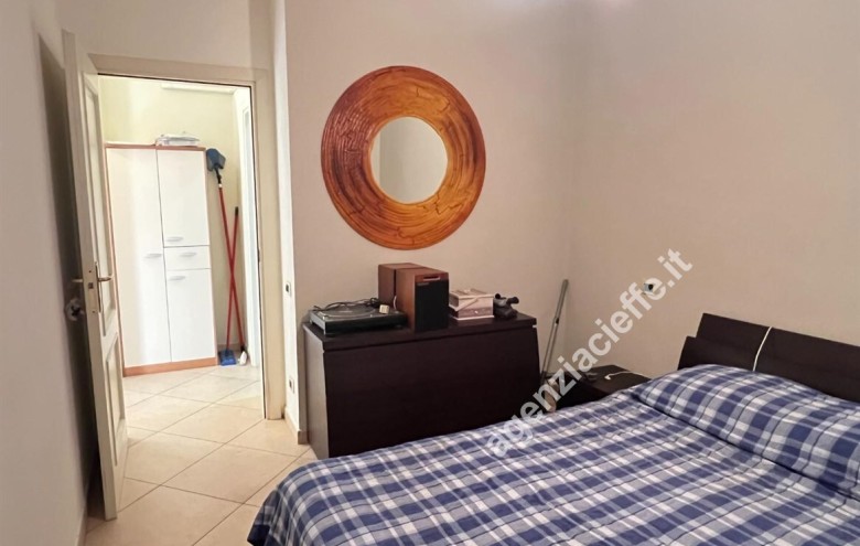 Appartamento in vendita a Montignoso