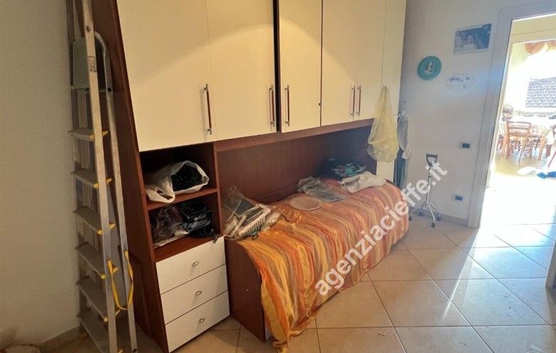 Appartamento in vendita a Montignoso