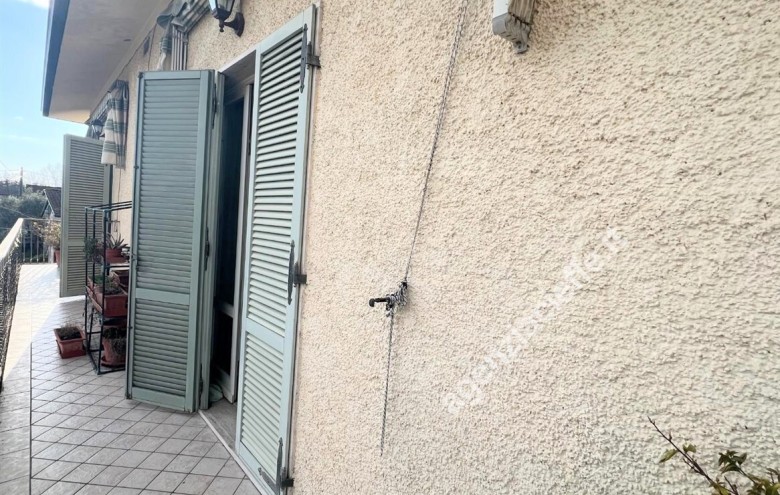 Appartamento in vendita a Montignoso