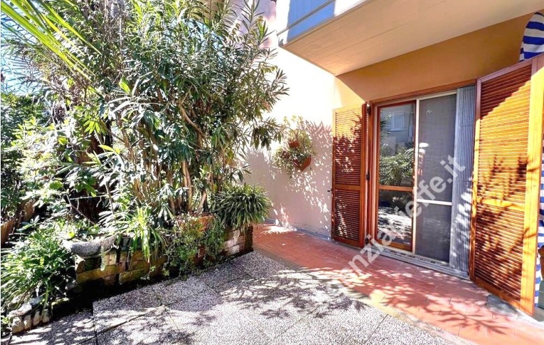 Villetta a schiera in vendita a Massa