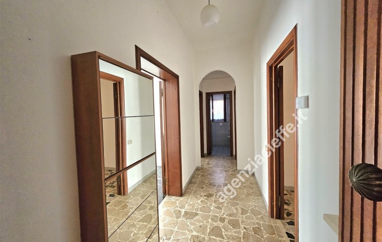 Bifamiliare in vendita a Massa