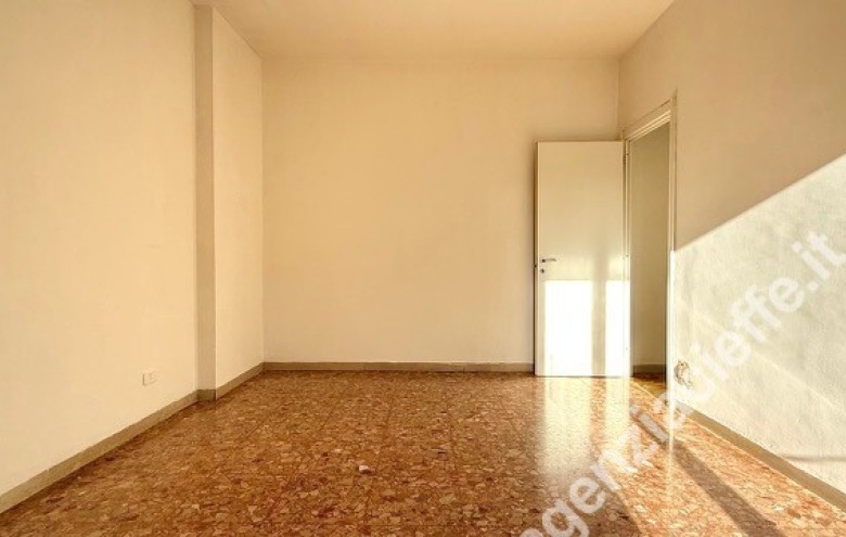 Appartamento in vendita a Massa