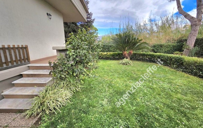 Appartamento in vendita a Massa