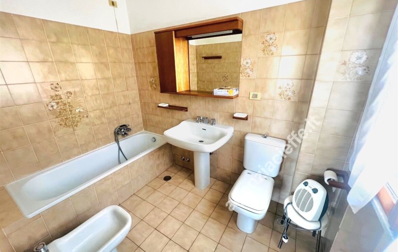 Appartamento in vendita a Massa