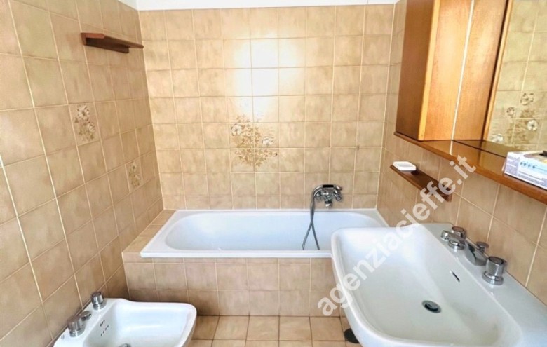 Appartamento in vendita a Massa