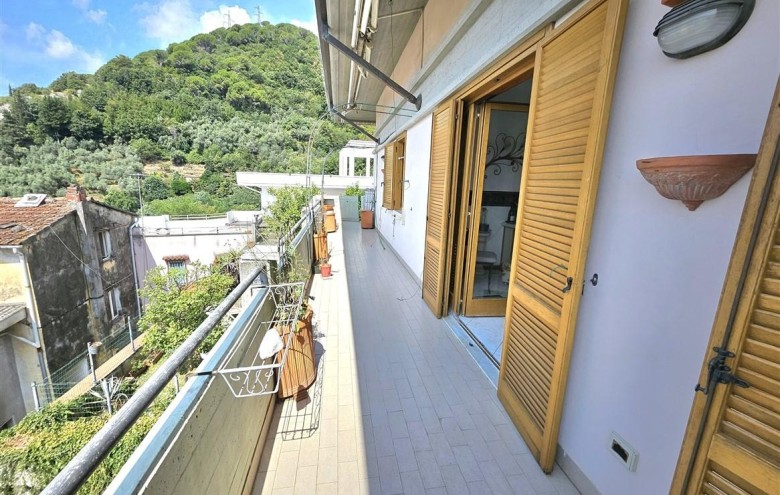 Appartamento in vendita a Massa