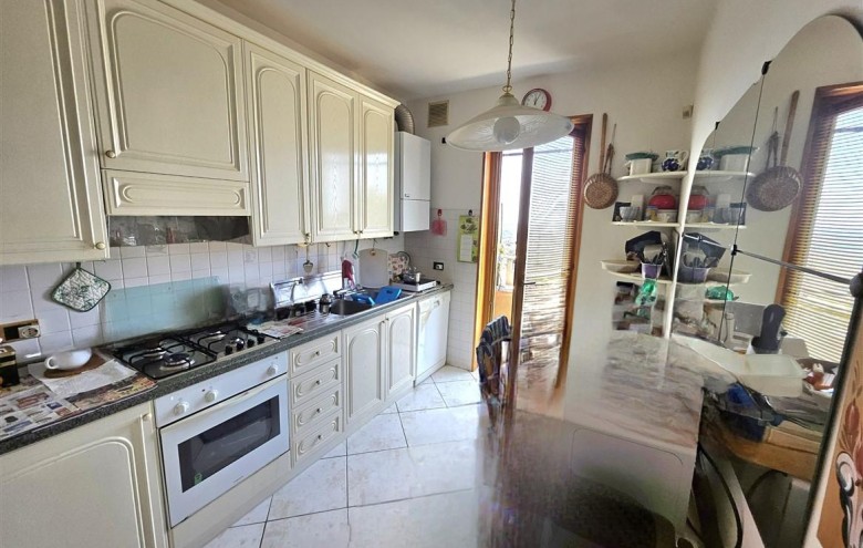 Appartamento in vendita a Massa