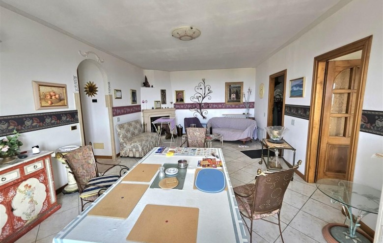 Appartamento in vendita a Massa