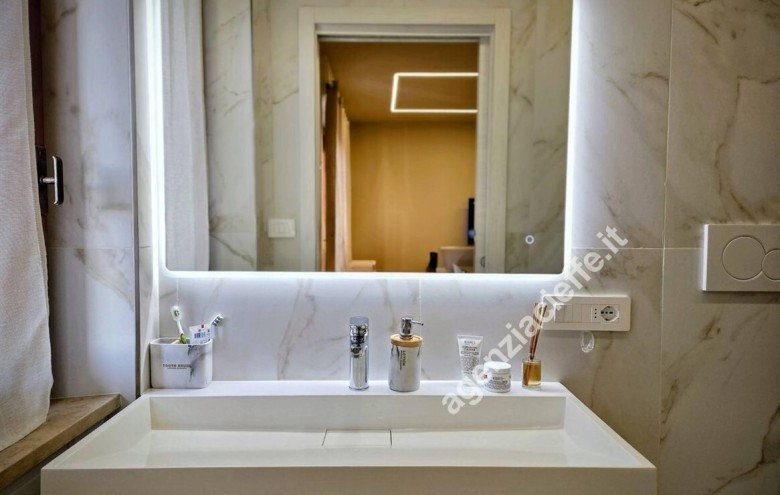 Appartamento in vendita a Massa