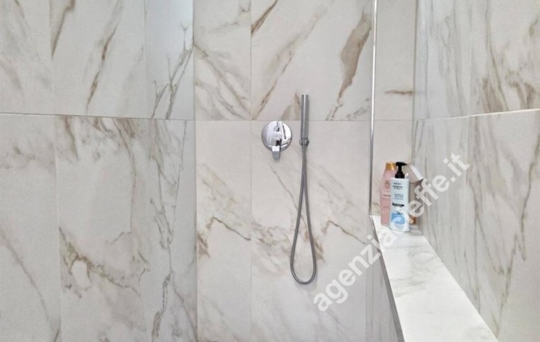 Appartamento in vendita a Massa