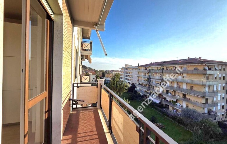 Appartamento in vendita a Massa