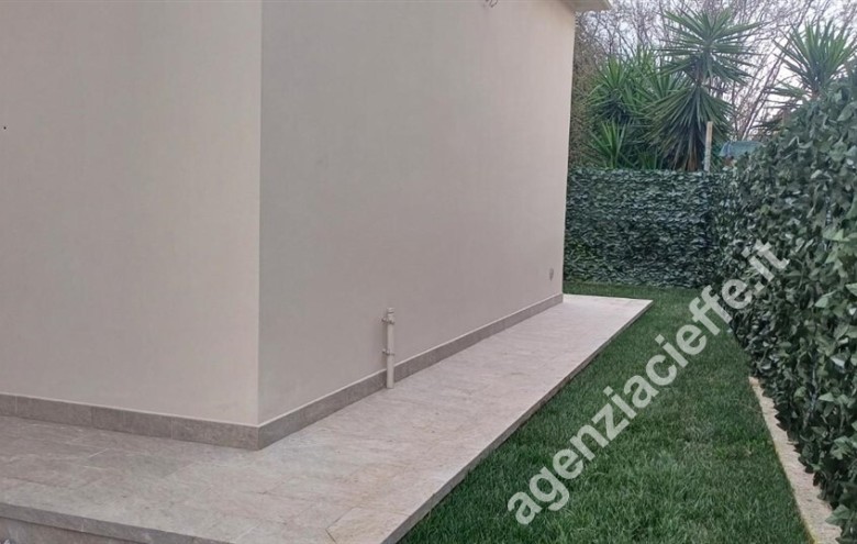 Villa singola in vendita a Massa