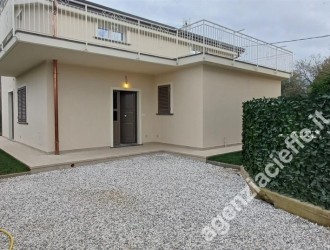 Villa singola in vendita a Massa