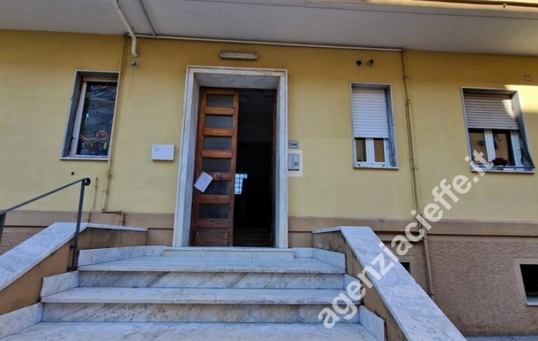 Appartamento in vendita a Massa